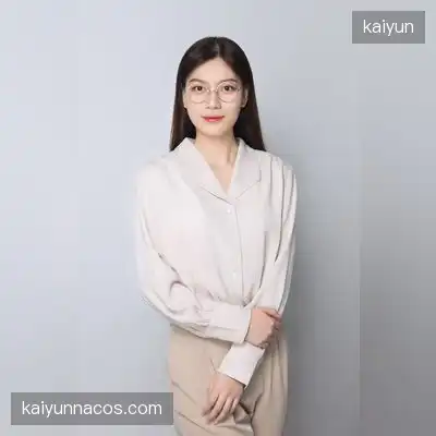 高士其